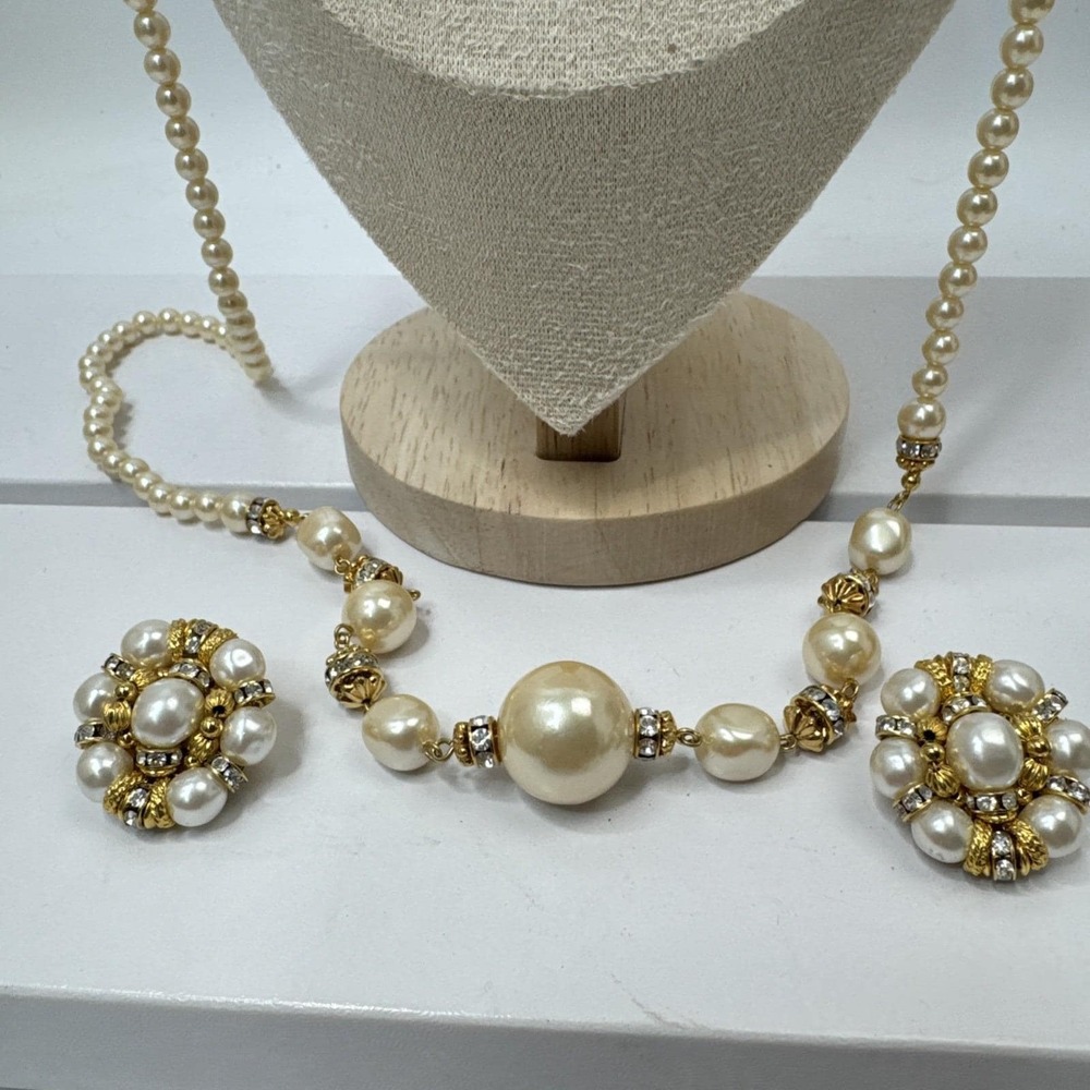 Vintage Liz Claiborne Faux Pearl w/ Gold Tone Detailing Necklace Plus Earrings